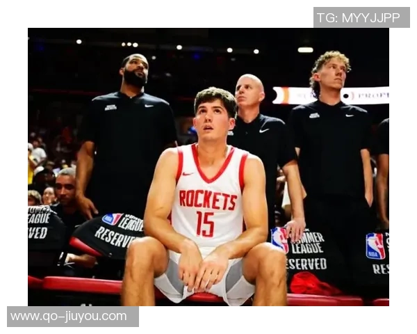 火箭与马刺激战上半场谢泼德表现抢眼文班状态起伏失误频繁